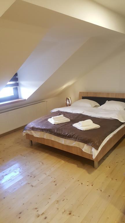 Apartament Romanita ซีบิว ภายนอก รูปภาพ