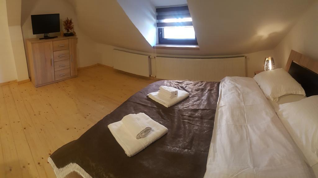 Apartament Romanita ซีบิว ภายนอก รูปภาพ